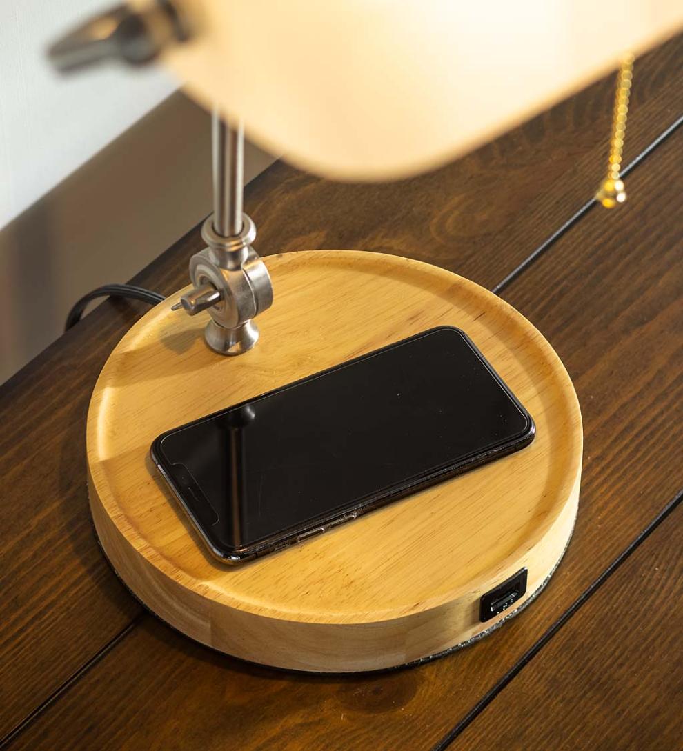 Plow &amp; Hearth Home Accents | Indoor Living Banker'S Desk Lamp With Wireless Charging Station
