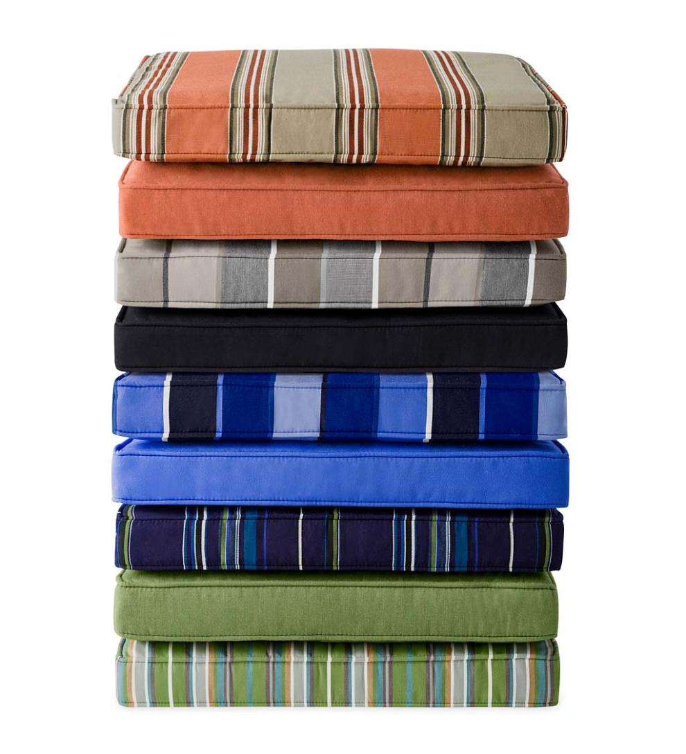 Plow &amp; Hearth Outdoor Furniture Cushions | Outdoor Living Deluxe Sunbrella Square Cushion With Ties 21½" X 18½" X 3" - Bandana