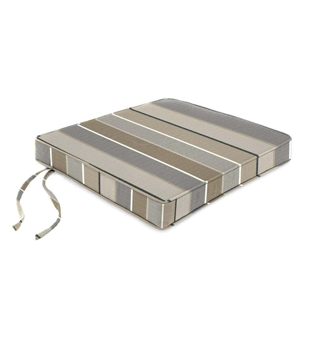 Plow &amp; Hearth Outdoor Furniture Cushions | Outdoor Living Deluxe Sunbrella Square Cushion With Ties 21½" X 18½" X 3" - Bandana