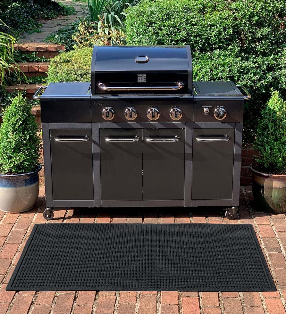 Plow &amp; Hearth Synthetic Rugs | Indoor Living Waterhog Square Pattern Grill Mat, 3' X 5' - Bordeaux